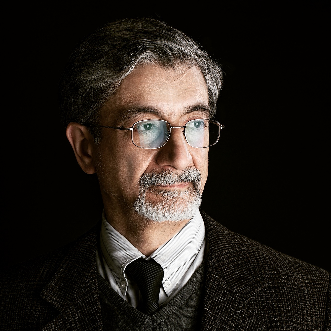 علی افشار نادری